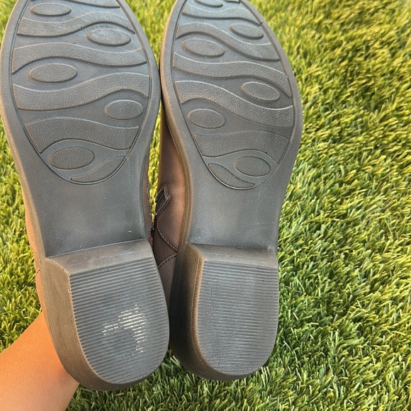 Easy Street Women's Oliana Loafer Comfort Size 10 Wide - Picture 3 of 8